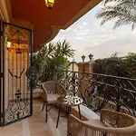 Signature Stays Spacious Luxury Apt