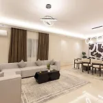Signature Stays Spacious Luxury Apt